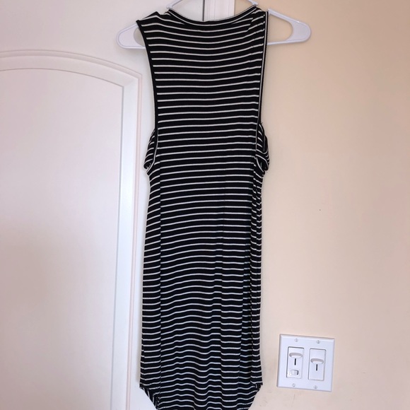 Bodycon dress - Picture 2 of 4